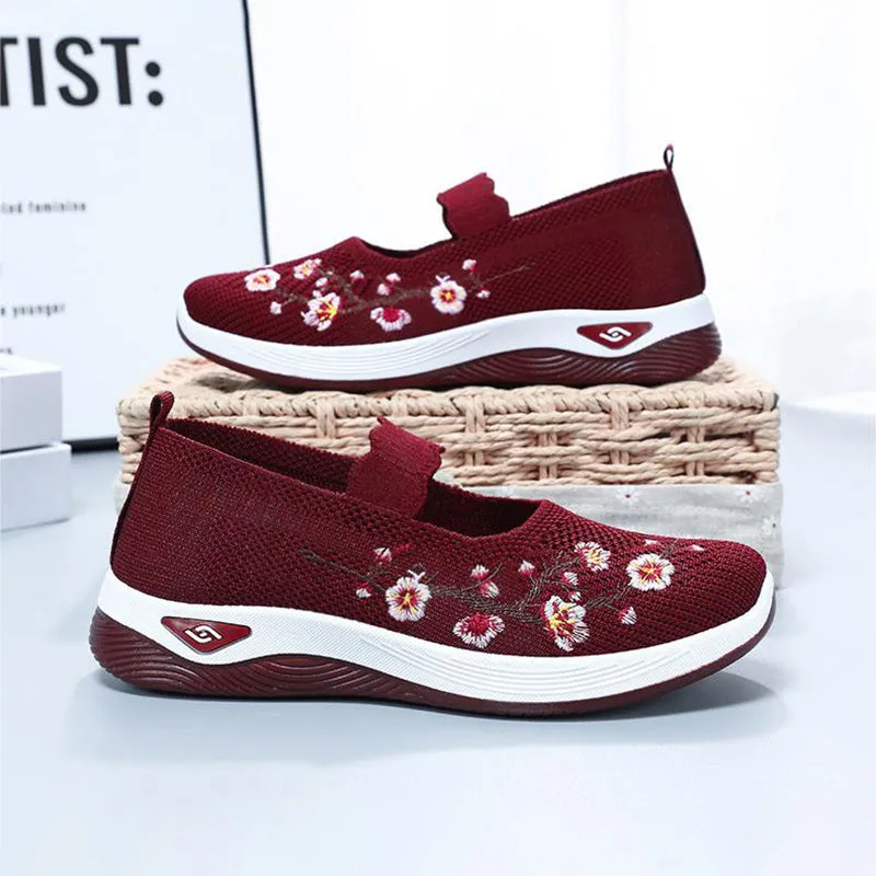 Floral Embroidered Breathable Shoes