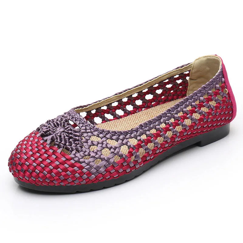 Vanccy Summer Fashion Casual Mesh Lofaers Hollow Breathable Weaving  Mom Shoes