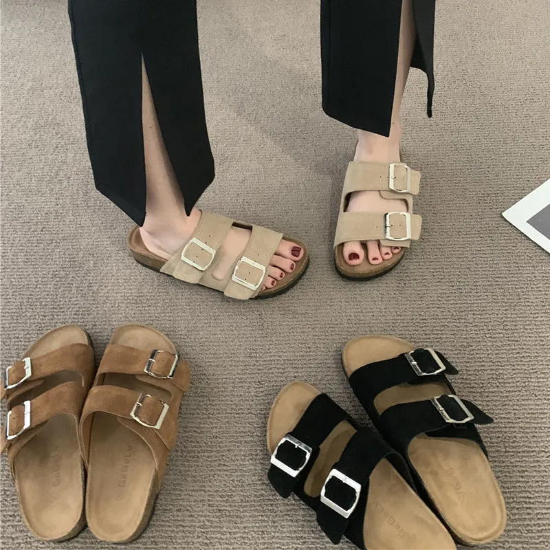Vintage design slippers - comfort &amp; style