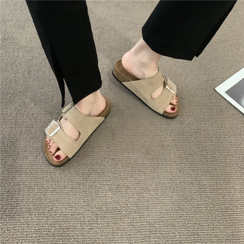 Vintage design slippers - comfort &amp; style